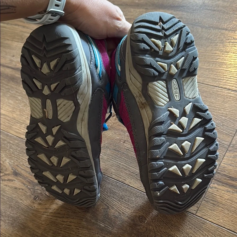 KEEN Kids' Waterproof Hiking Shoes - Pink Gray